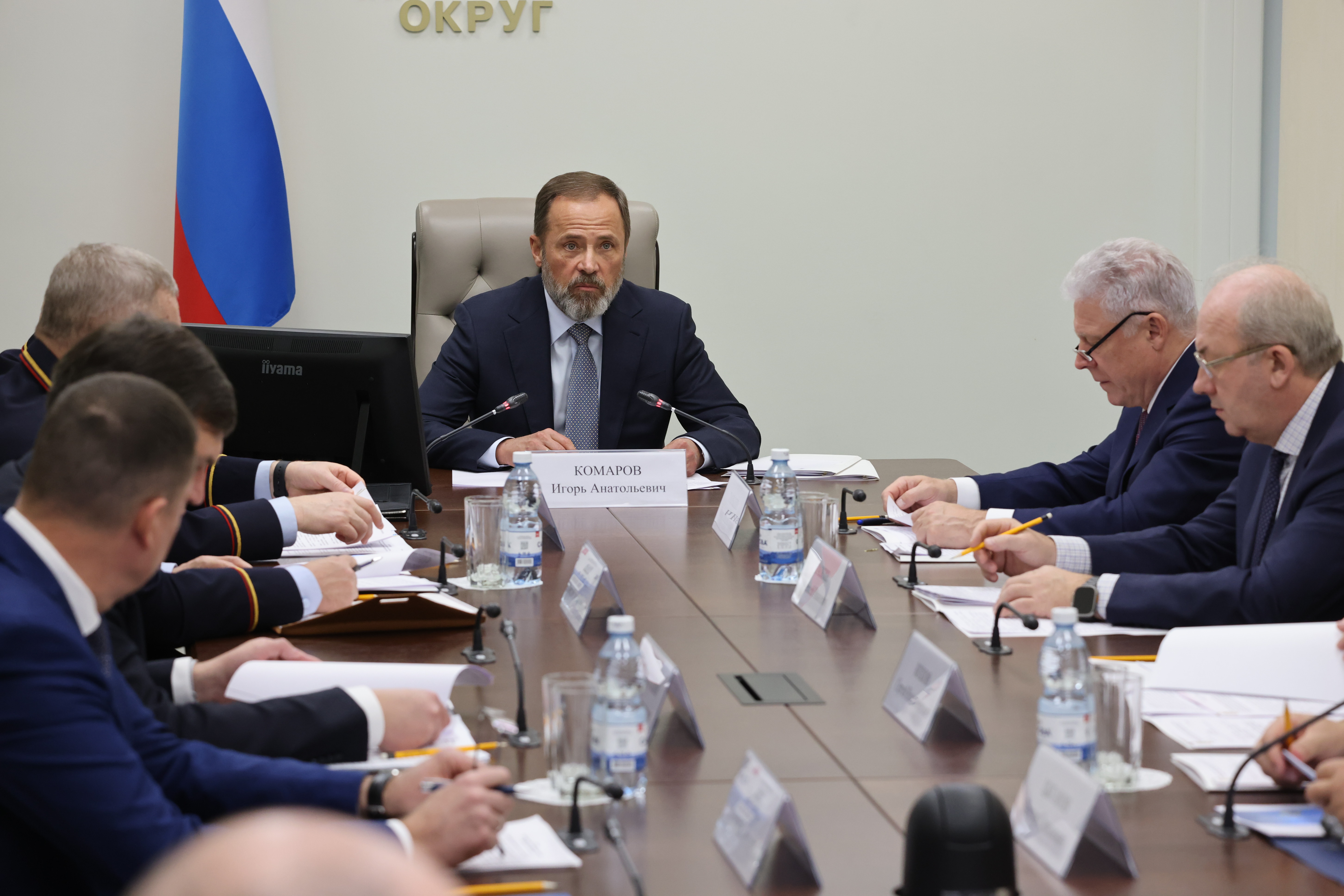 Комаров